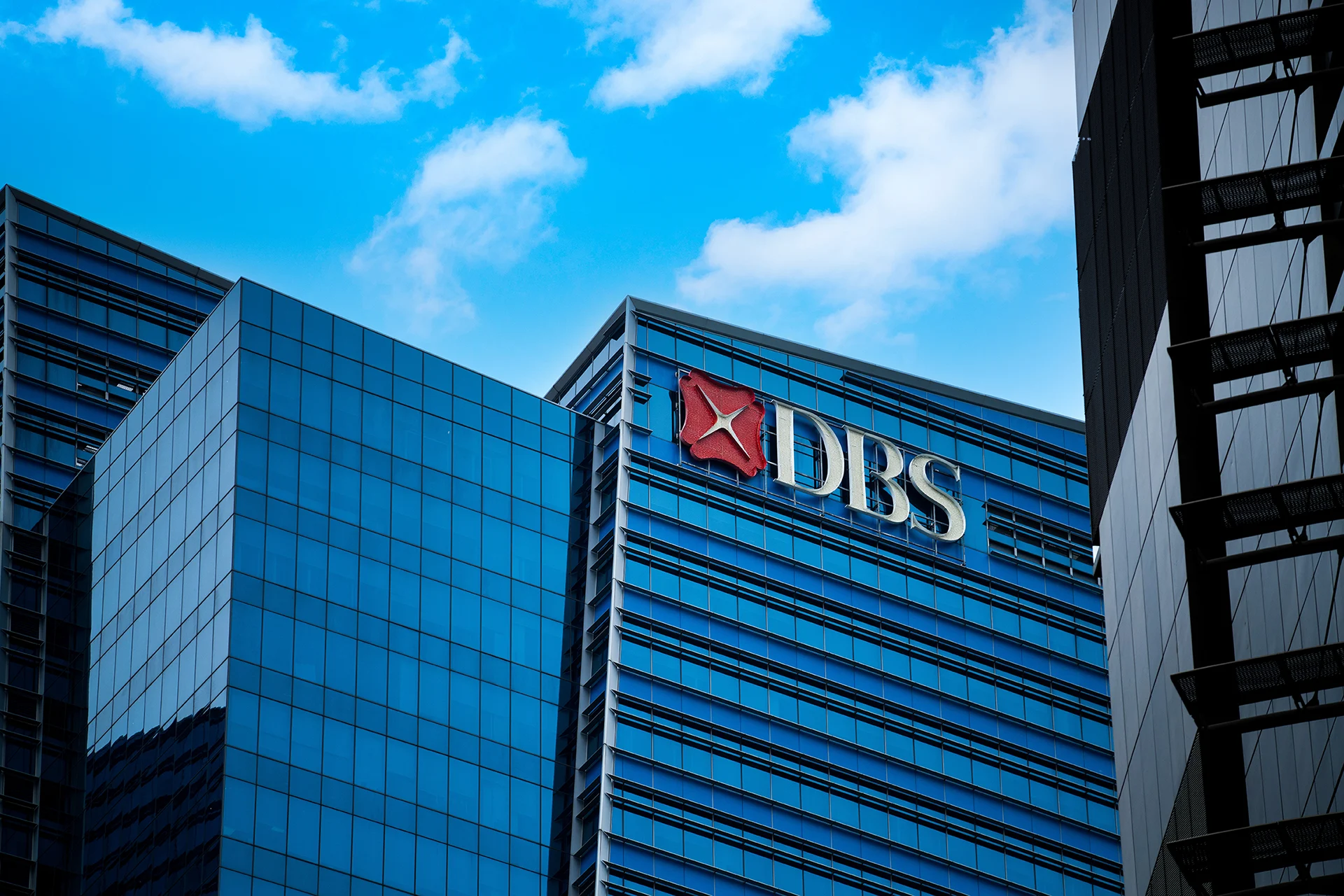 DBS Bank: Transforming into a Technology Lea